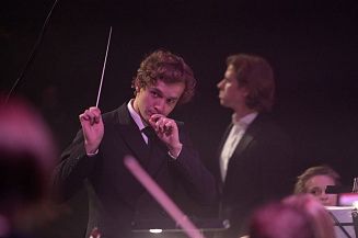 В «Геликон-опере» представят симфоническое шоу «Векторы XX столетия»